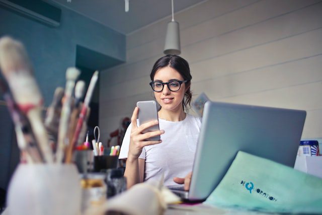girl with simple issue term life insurance stays on budget